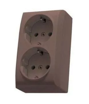 Mini falon kívüli földelt dupla dugalj barna