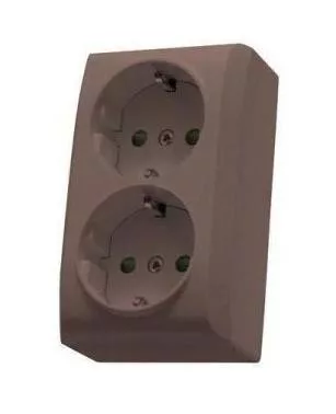 Mini falon kívüli földelt dupla dugalj gyermekvédelemmel barna