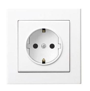 Sonata földelt dugalj Fehér