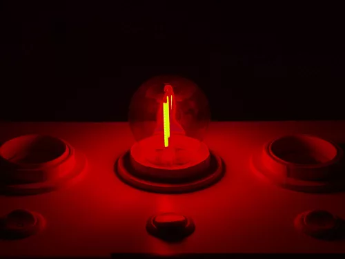LED lámpa E27 filament (2W/300°) Kisgömb - piros