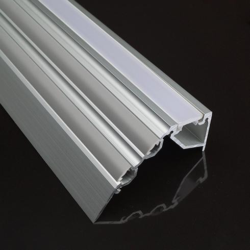 Alumínium lépcső profil LED szalaghoz Scala opál-ezüst