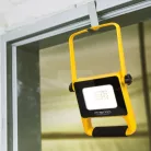 Kinyitható munkalámpa - 10 W LED - akkumulátoros, vízálló