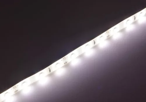 Led szalag SMD3528 4,8W/m 60 led/m kültéri szilikon természetes fehér