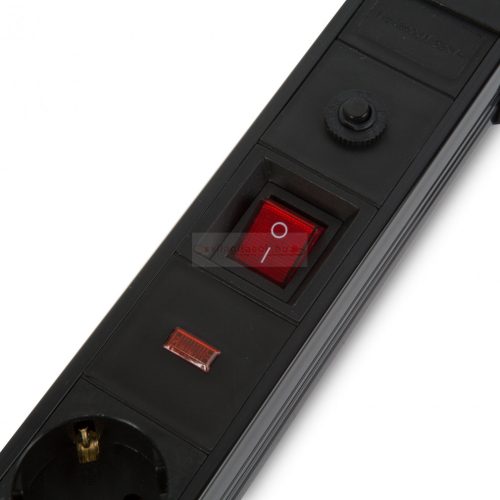 6-os elosztó túlfeszültség és túláram védelemmel