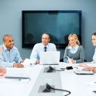 Irodai asztalba rejtett elosztó 3db dugalj