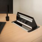 Irodai asztalba rejtett elosztó 3db dugalj + 2db USB csatlakozóval