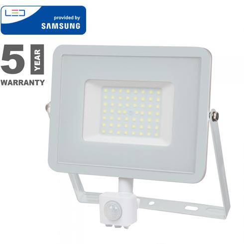 Mozgásérzékelős PRO-W LED reflektor természetes fehér 50W/100° IP65