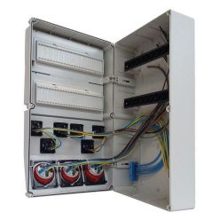   IPARI CSATLAKOZÓ DOBOZ 6x 2P+F és 2x  5P16A 1x5P32A vezetékelve