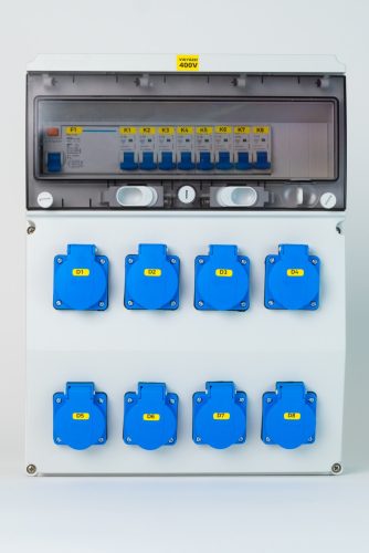 Szerelt ipari doboz 300X400MM, IP44, 8X(2P+F) Kismegsz.+FI-relé