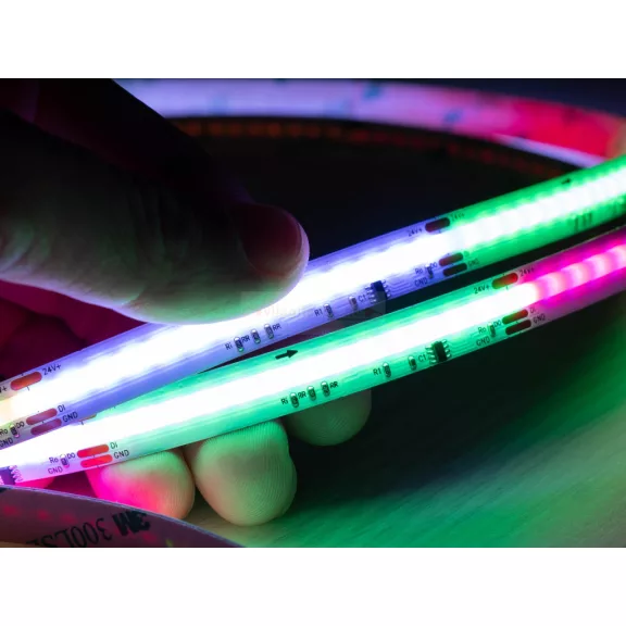 Digitális COB LED szalag (futófény) beltéri 784 LED/m (24 Volt,19W) - DRGB+NW, 5 méter