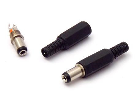 Tápegység csatlakozó szerelhető