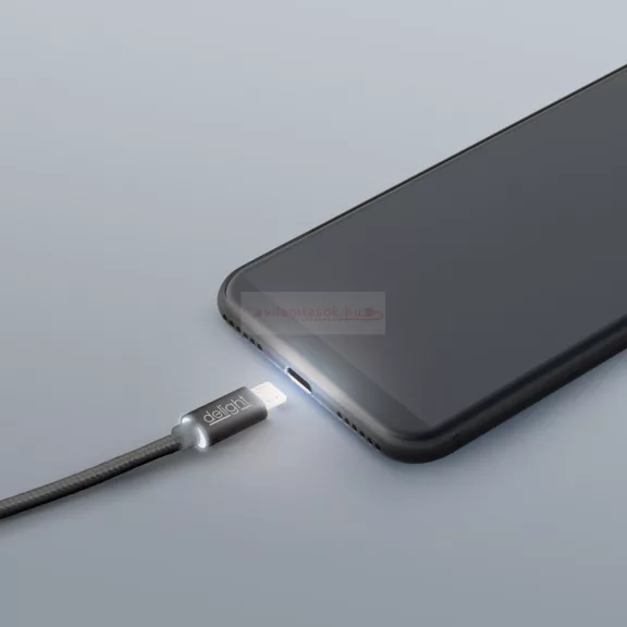 Adatkábel - MicroUSB - 1m fekete