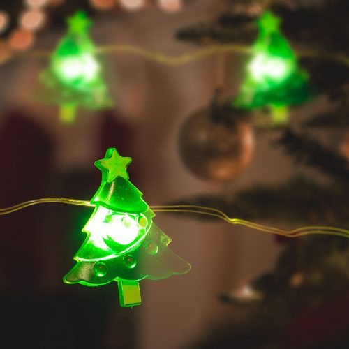 Karácsonyi LED fényfüzér karácsonyfa 1,2m 2xAA