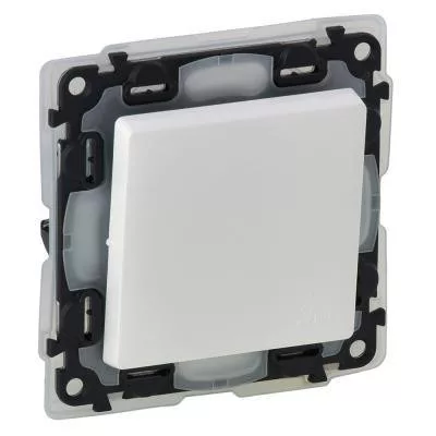 Legrand Valena Life váltóérintkezős nyomó, IP44  fehér