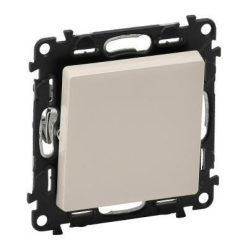   Legrand Valena Life egypólusú kapcsoló 101 elefántcsont (Keret nélkül)