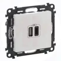  Legrand Valena Life USB csatlakozóaljzat A+C Fehér (Keret nélkül)