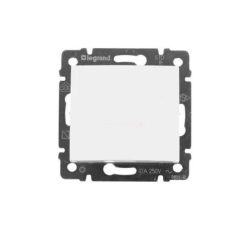 Legrand Valena 1 pólusú nyomó fehér