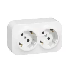   Legrand Forix 2x2P+F földelt csatlakozóaljzat, 45fokban elforgatott betéttárcsával falon kívüli IP20 fehér