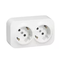   Legrand Forix 2x2P+F földelt csatlakozóaljzat, gyermekvédelemmel, 45fokban elforgatott betéttárcsával falon kívüli IP20 fehér