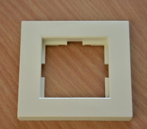 Panasonic Karre Plus 1-es keret bézs (felirat nélkül)