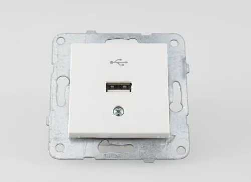 Panasonic Karre Plus USB fali aljzat fehér keret nélkül