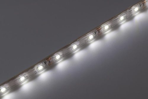 Led szalag SMD3528 4,8W/m 60 led/m kültéri dekor hideg fehér