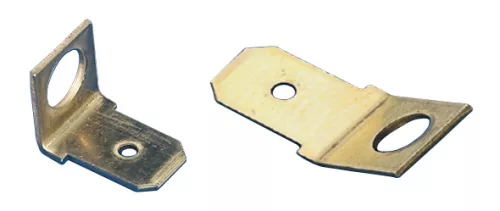 Csavaros rögzítésű szigeteletlen csatlakozó csap 90° M5