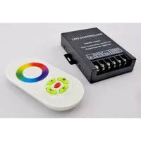 RGB vezérlő RF 720W touch