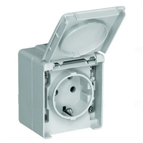 Falon kívüli csapfedeles dugalj szürke 16A/250VAC, IP65