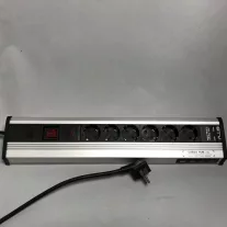   Asztali elosztó, sarokba illeszthető 6x2P+F 2X USB 5V + 4x USB2.0