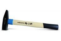 Kalapács fa nyéllel 500g