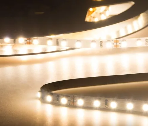 Prémium Micro LED szalag, 24 V, 9,6 W, IP20, meleg fehér 5 mm széles
