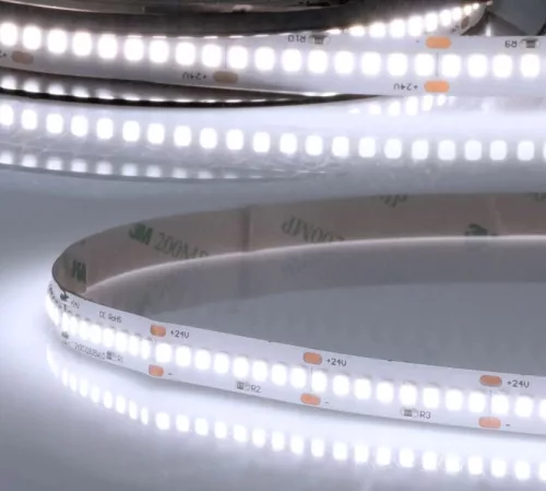 Prémium LED szalag 24V HEQ IP20 22W/m 3200Lm/m 6000K 5 méter