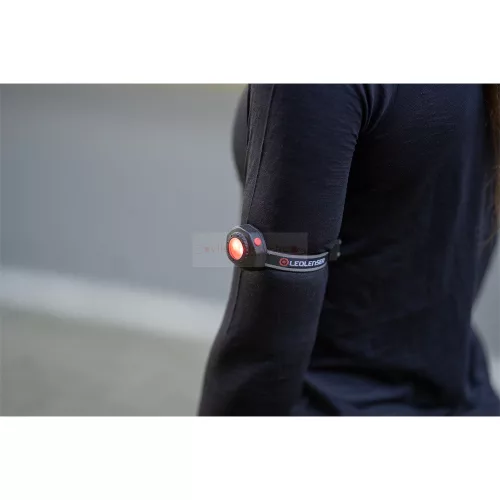 LEDLENSER CU2R tölthető jelzőlámpa futáshoz Li-ion/ Fekete