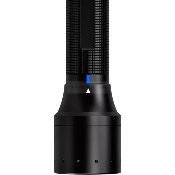 LEDLENSER P6R Core QC tölthető lámpa