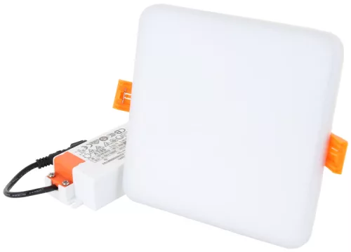 Védett, beépíthető LED mélysugárzó, négyzetes 230 VAC, 6 W, 4000 K, 450 lm, IP66, EEI=G