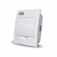 STILO falon kívüli elosztó 1 soros/4-modulos STD6 fehér ajtós