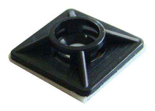 Öntapadós/csavarozható, 4oldalt fűzhető kötegelő talp 20×20mm,fekete