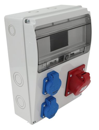 Csatlakozó doboz, védelem nélkül Out:2×SCHUKO+1×16A(3P+N+E)