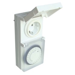 Dugaszolható napi kapcsolóóra, elektromechanikus IP44