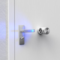 UV-C fertőtlenítő lámpa kilincshez, rögzítő készlettel, fehér