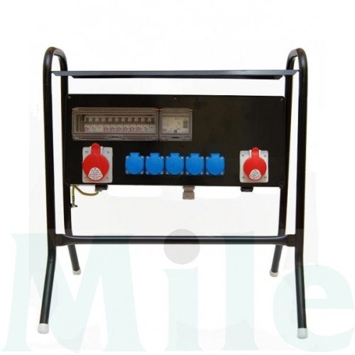 Felvonulási szekrény állványon CSP