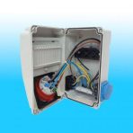 Ipari csatlakozó dobozok vezetékelve